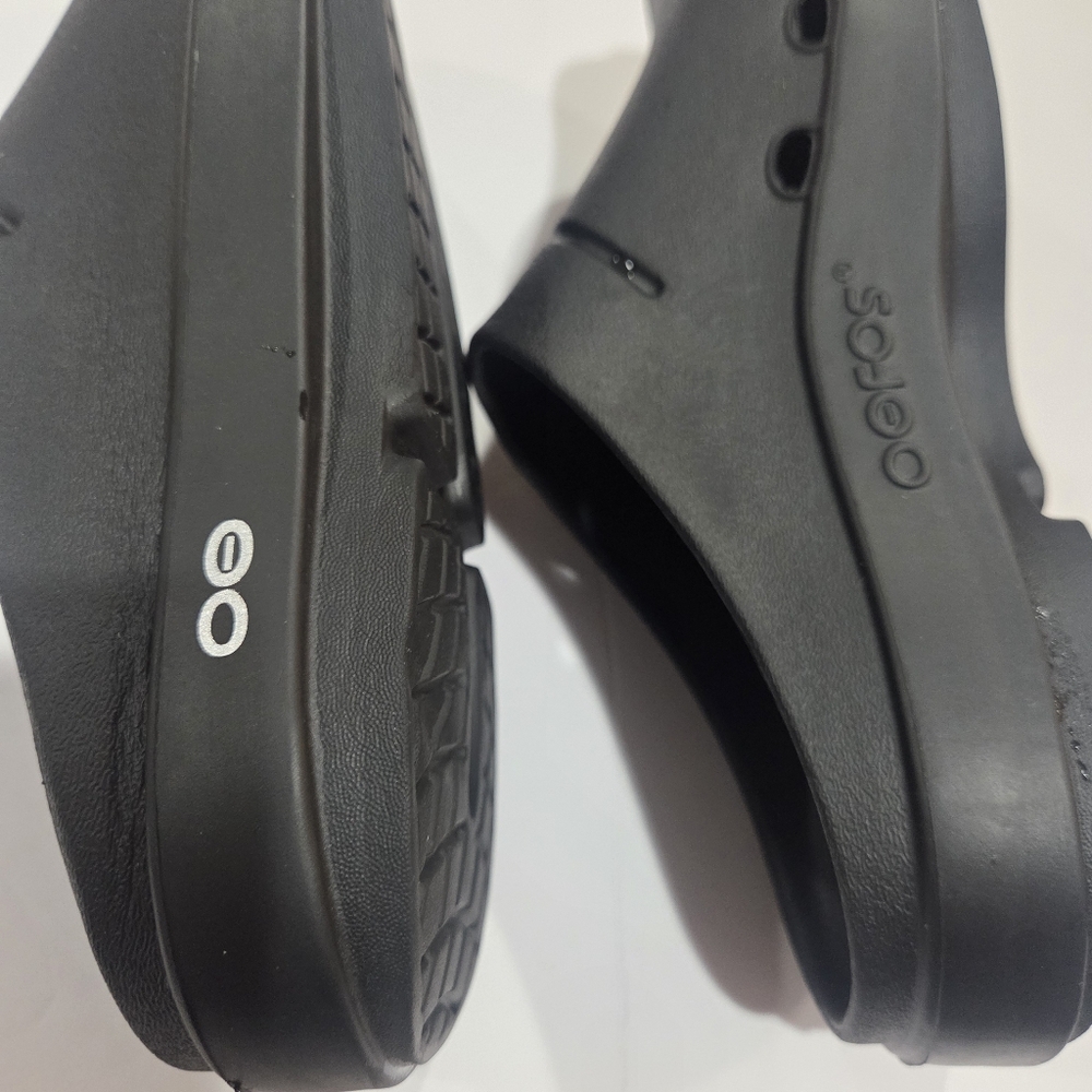 OOFOS OOCLOOG RECOVERY CLOG SIZE: MEN 8 WOMEN 10 BLACK - Picture 10 of 15